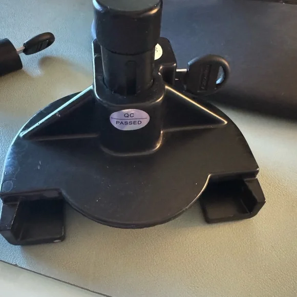 Rhino USA Trailer Hitch Lock Kit (for 2-5/16" Trailers) Reinforced Solid Steel - Picture 4 of 6